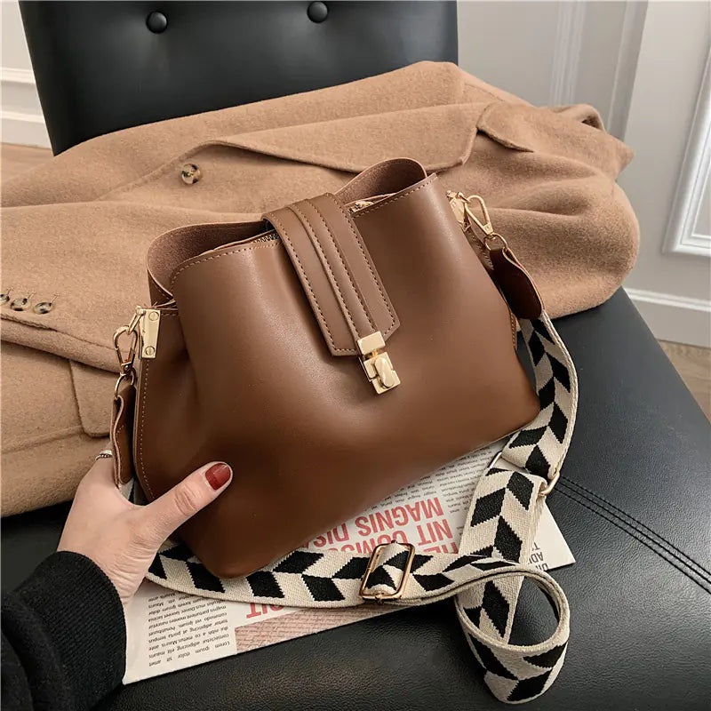 Luxury Black PU Leather Bucket Crossbody Handbag for Women